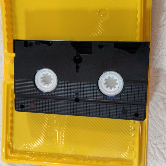 Charlotte's Web II Wilbur's Great Adventure VHS Movie Video Tape - Picture 7 of 7